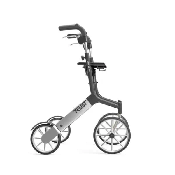 Trust Care Let’s Go Out rollator i silver och svart färg.
