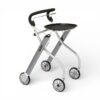 Trust Care Let’s Go silver inomhusrollator, lätt designrollator med fyra hjul och aluminiumram.